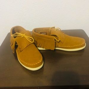 MinnieTonka Moccasins